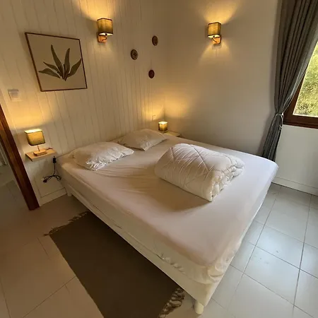 De L Olivaie Les Grenettes